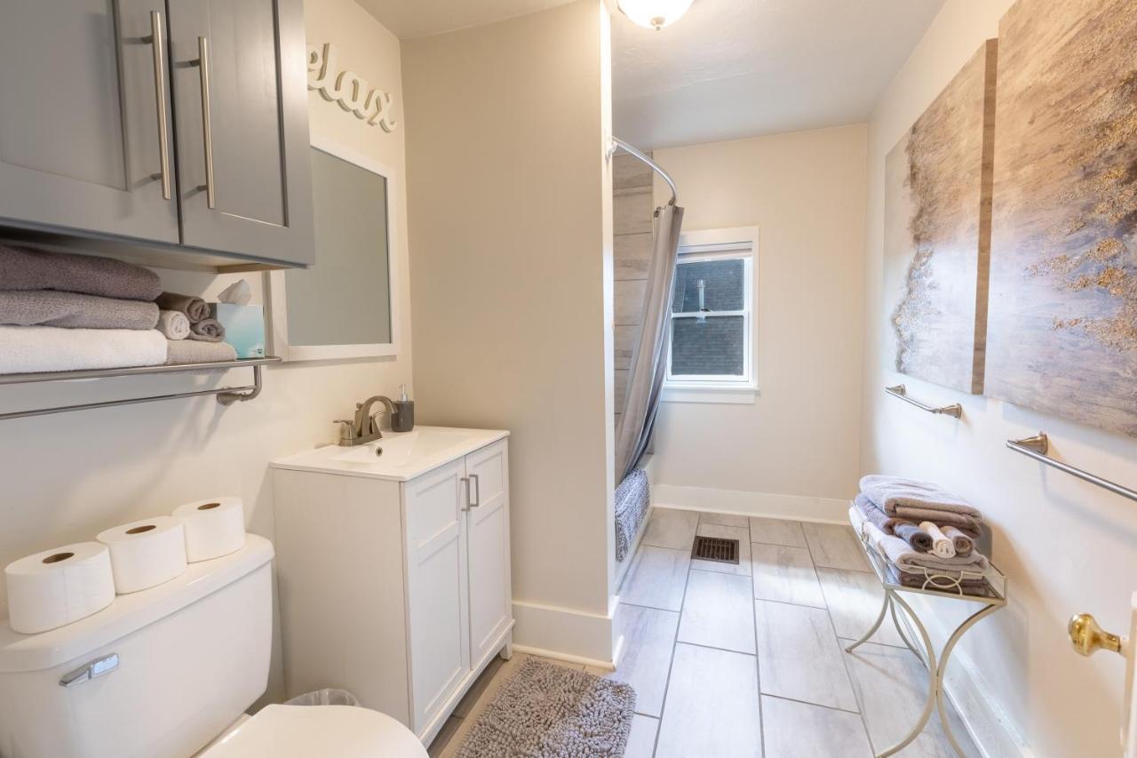 Cozy 2 Bdrm Vacation Rental - 1 Mile To Dtwn 래피드시티 외부 사진